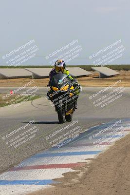 media/Sep-10-2023-Pacific Track Time (Sun) [[44210541ad]]/Group C/1240pm (Wheelie Bump)/